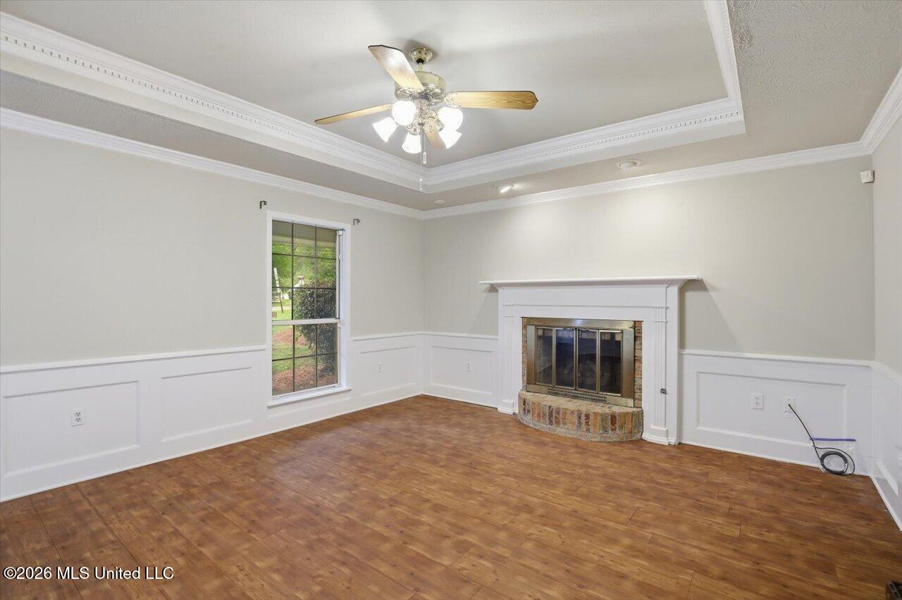 104 Lake Dockery Road Byram, MS 39272 - Photo 6 of 23 living room