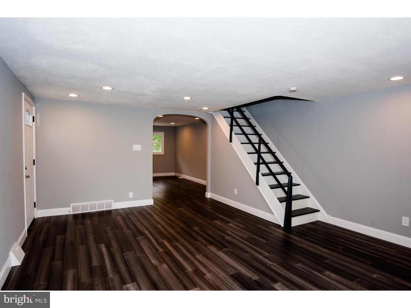 2823 Welsh Road Philadelphia, PA 19152 - Photo 4 of 21 Gallery Image 4
