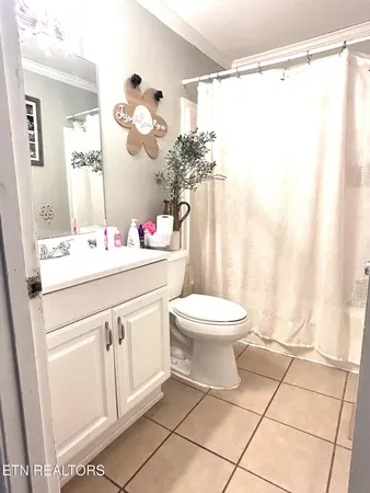 $269,000 | 209 Woodlawn Drive, Kingston, TN 37763