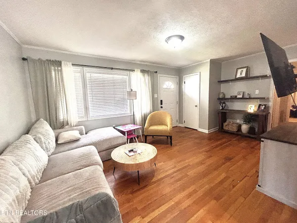 $269,000 | 209 Woodlawn Drive, Kingston, TN 37763