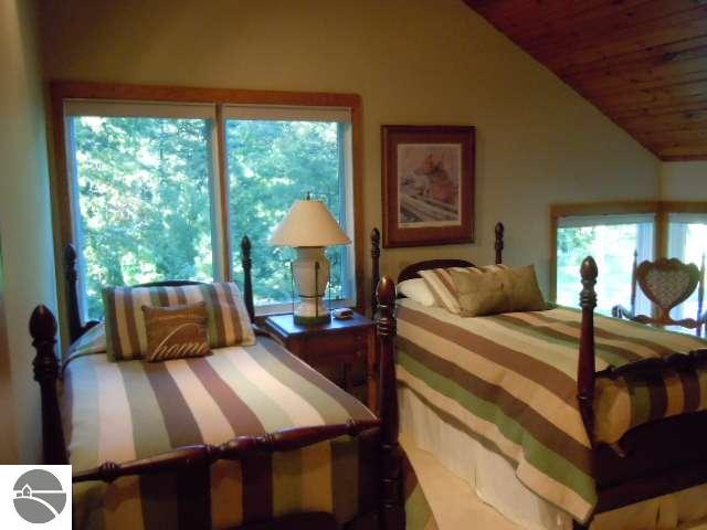 6959 Deepwater Point Road Williamsburg, MI 49690 - Photo 23 of 25 1730494-22.JPG