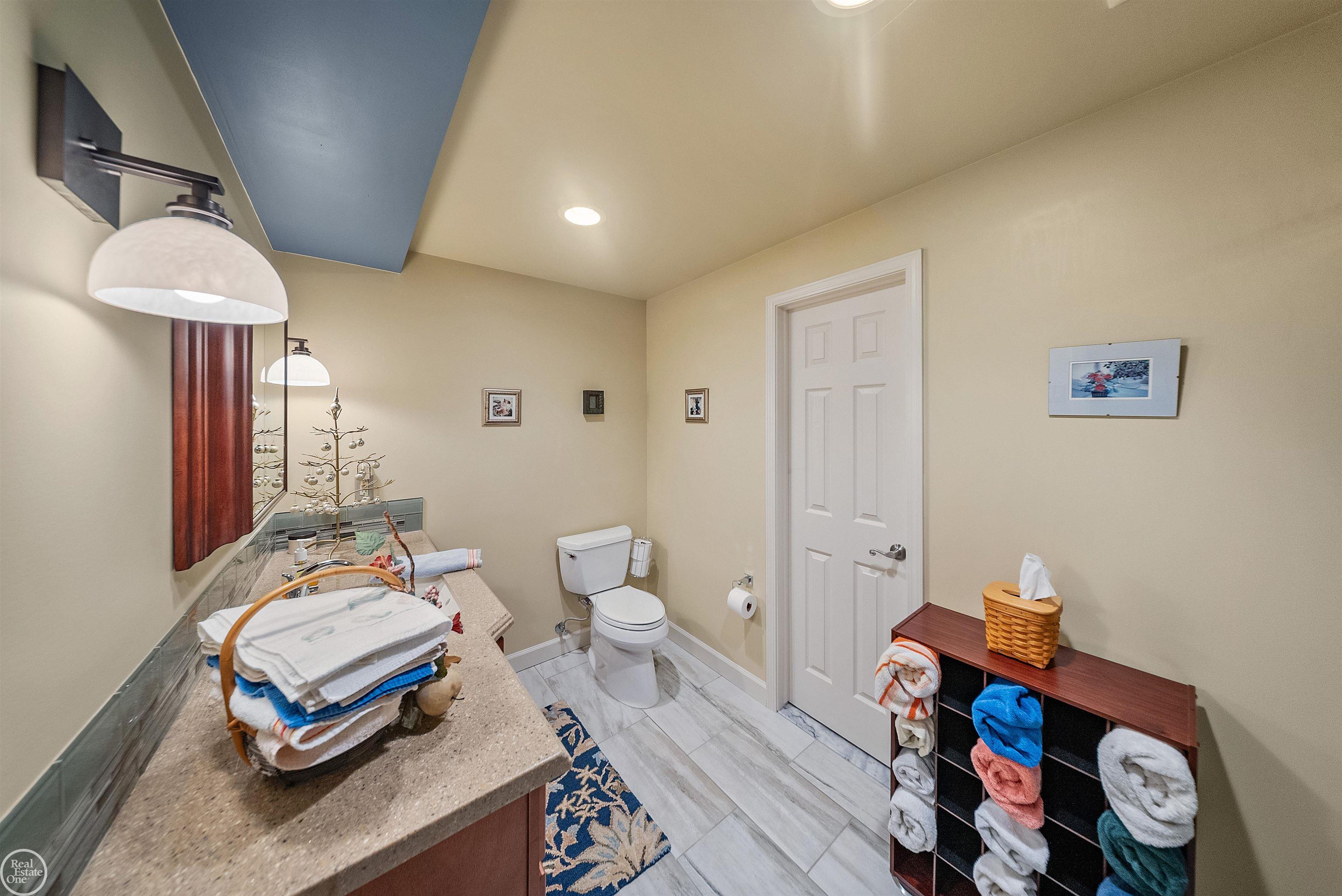 13046 Partridge Run Utica, MI 48315 - Photo 33 of 51