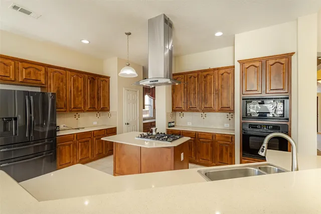 $3,275 | 18007 Dunoon Bay Point Court, Cypress, TX 77429