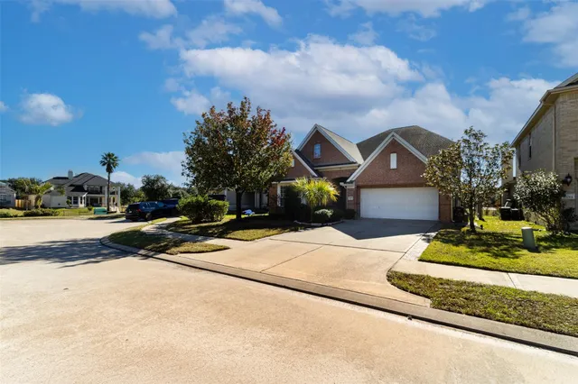 $3,275 | 18007 Dunoon Bay Point Court, Cypress, TX 77429
