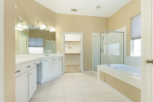 $3,275 | 18007 Dunoon Bay Point Court, Cypress, TX 77429