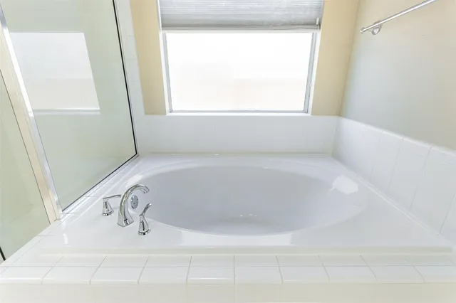 $3,275 | 18007 Dunoon Bay Point Court, Cypress, TX 77429