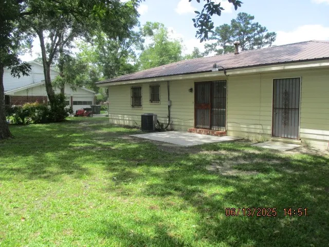 $1,200 | 1401 Charles Street, Waycross, GA 31501