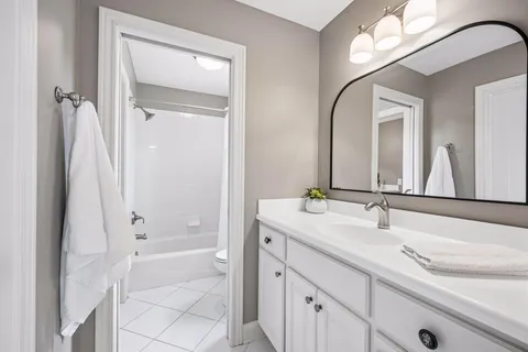$1,100,000 | 4622 Bluebell Trail North, Hamel, MN 55340