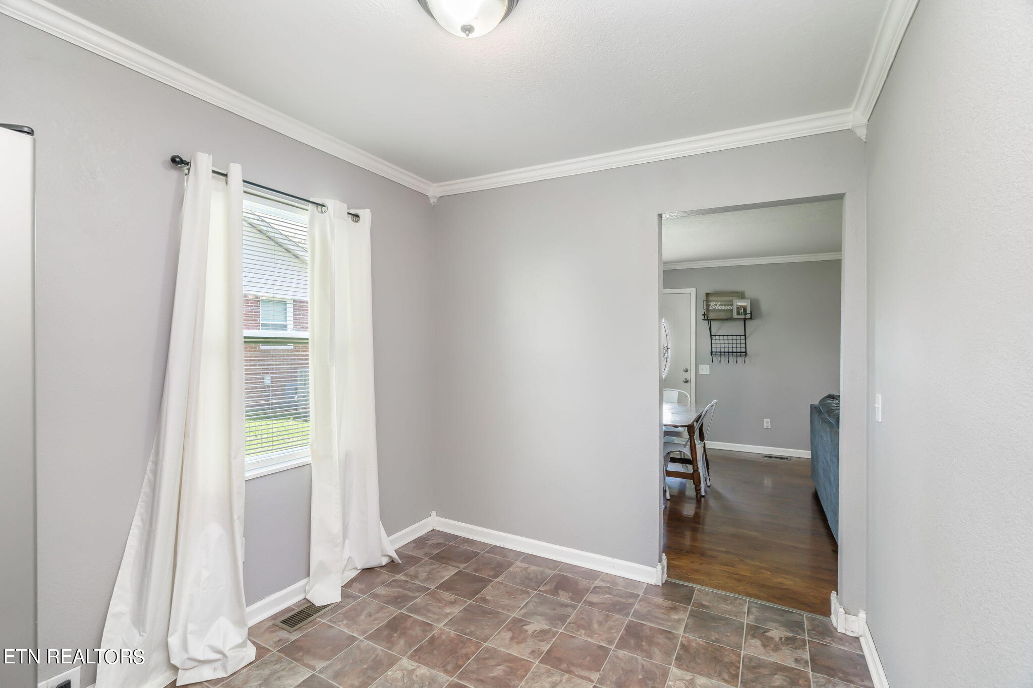 706 Ferry Street Loudon, TN 37774 - Photo 13 of 29 Gallery Image 13
