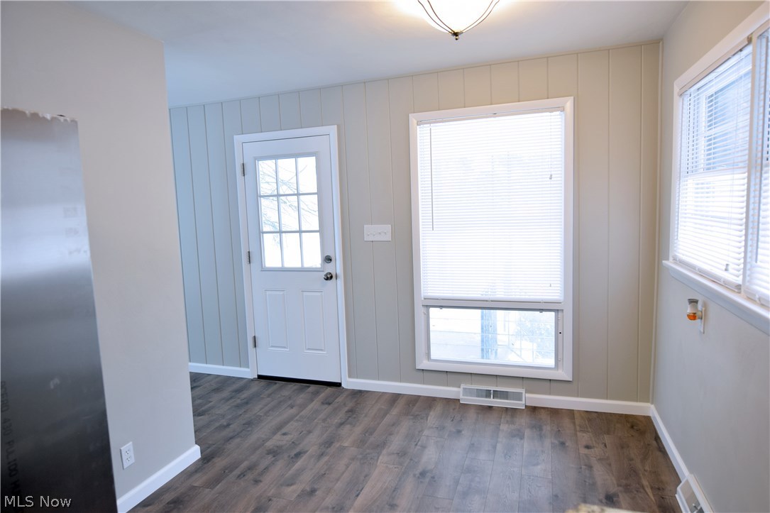 1101 Albright McKay Road Northeast Brookfield, OH 44403 - Photo 20 of 35