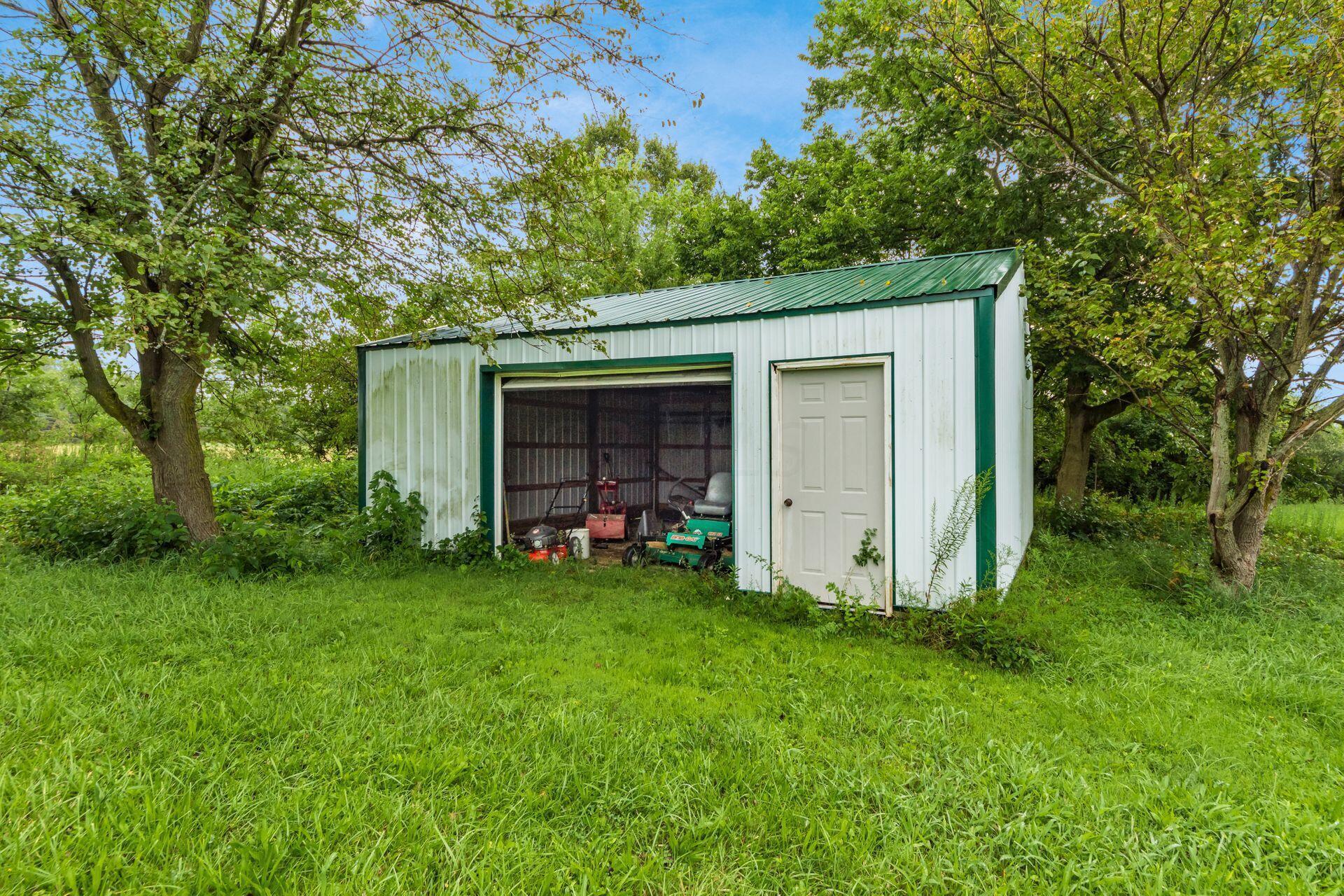 8526 State Rte 207 Mount Sterling, OH 43143 - Photo 28 of 33 40 X 30 outbuilding with 10' door