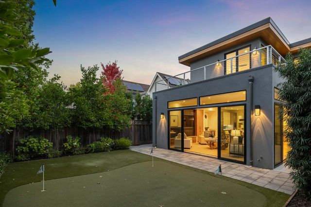 $4,750,000 | 2060 Mills Avenue, Menlo Park, CA 94025