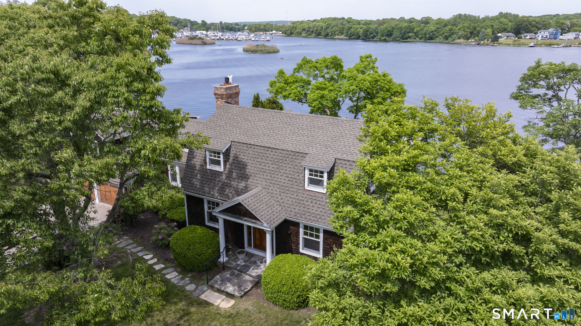 97 River Road Stonington, CT 06379 - Photo 7 of 40