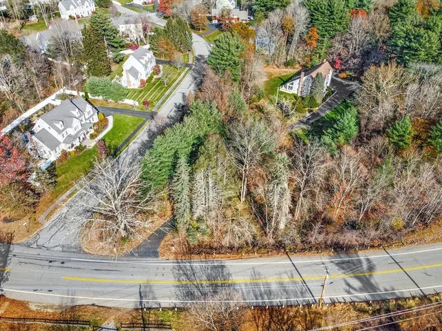 a view of an outdoor space