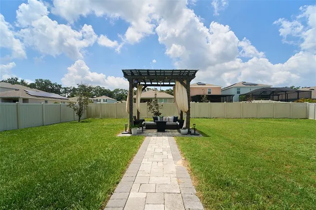 a view front of house with yard