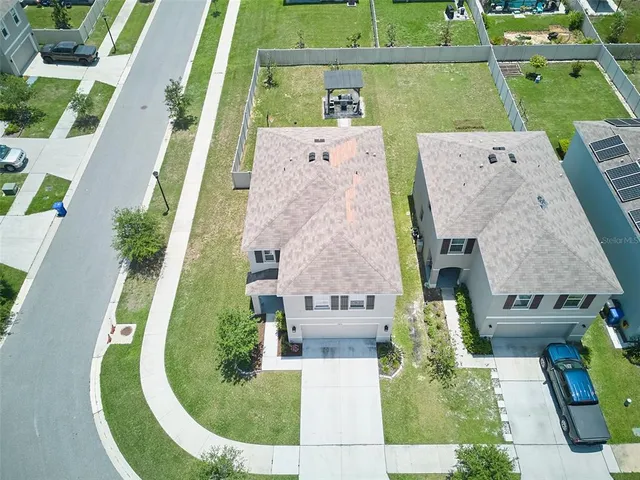 $423,900 | 10826 Trailing Vine Drive, Tampa, FL 33610