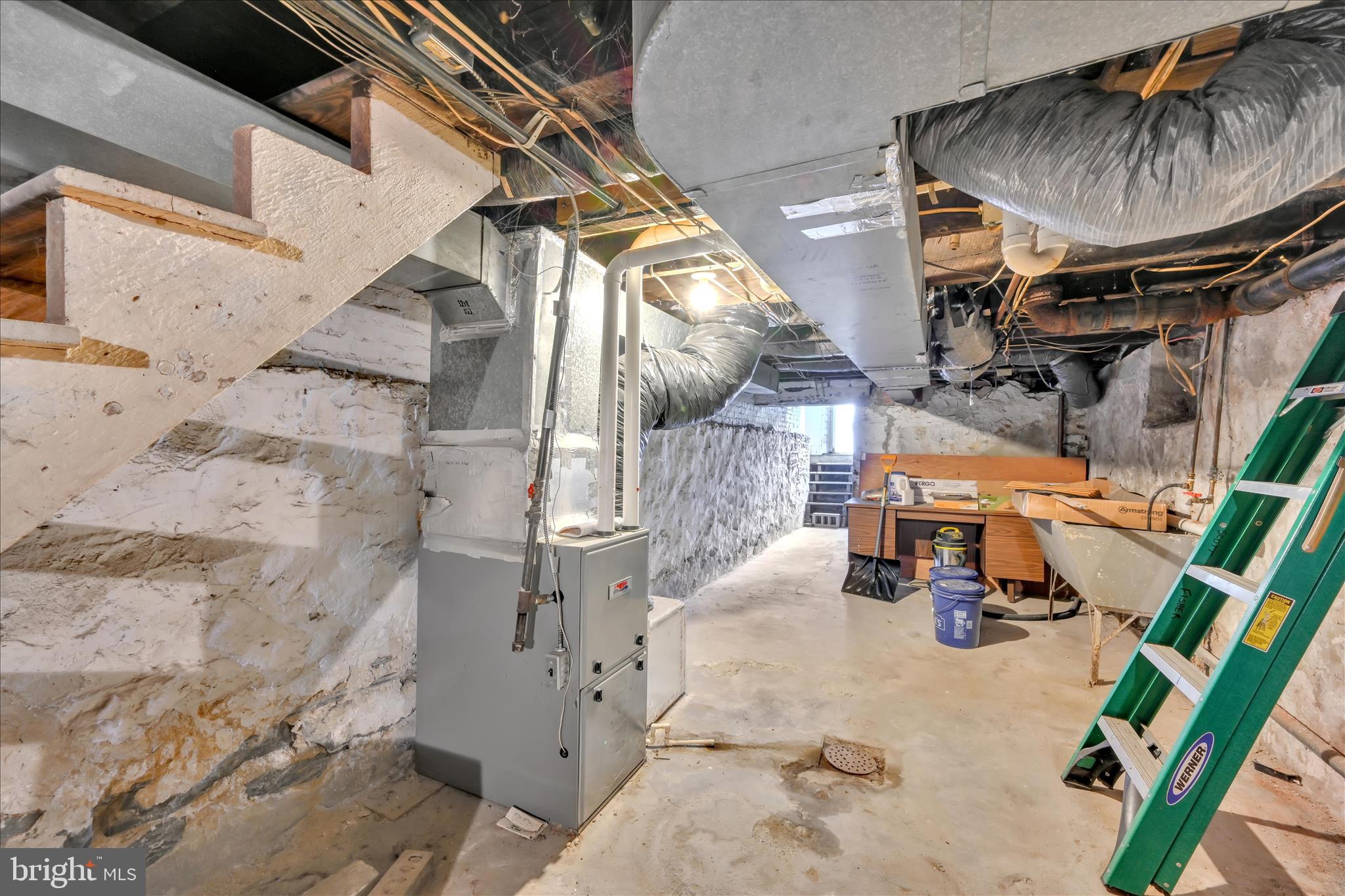153 North Broad Street Lancaster, PA 17602 - Photo 11 of 38