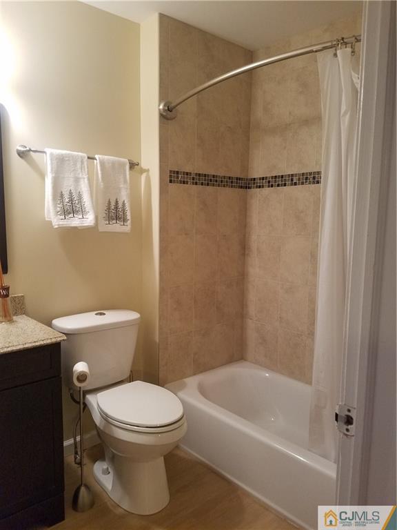 2807 Ridgefield Court, Unit 2807 Helmetta, NJ 08828 - Photo 13 of 24 Gallery Image 13
