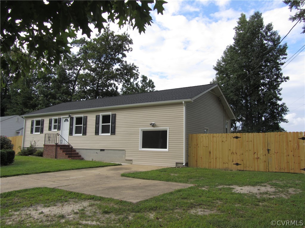 5120 Hemlock Road Quinton, VA 23141 - Photo 3 of 17 Gallery Image 3