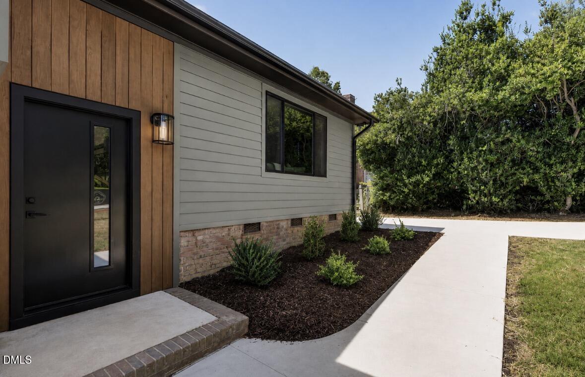1408 Lions Way Raleigh, NC 27604 - Photo 2 of 43 IMG_9245