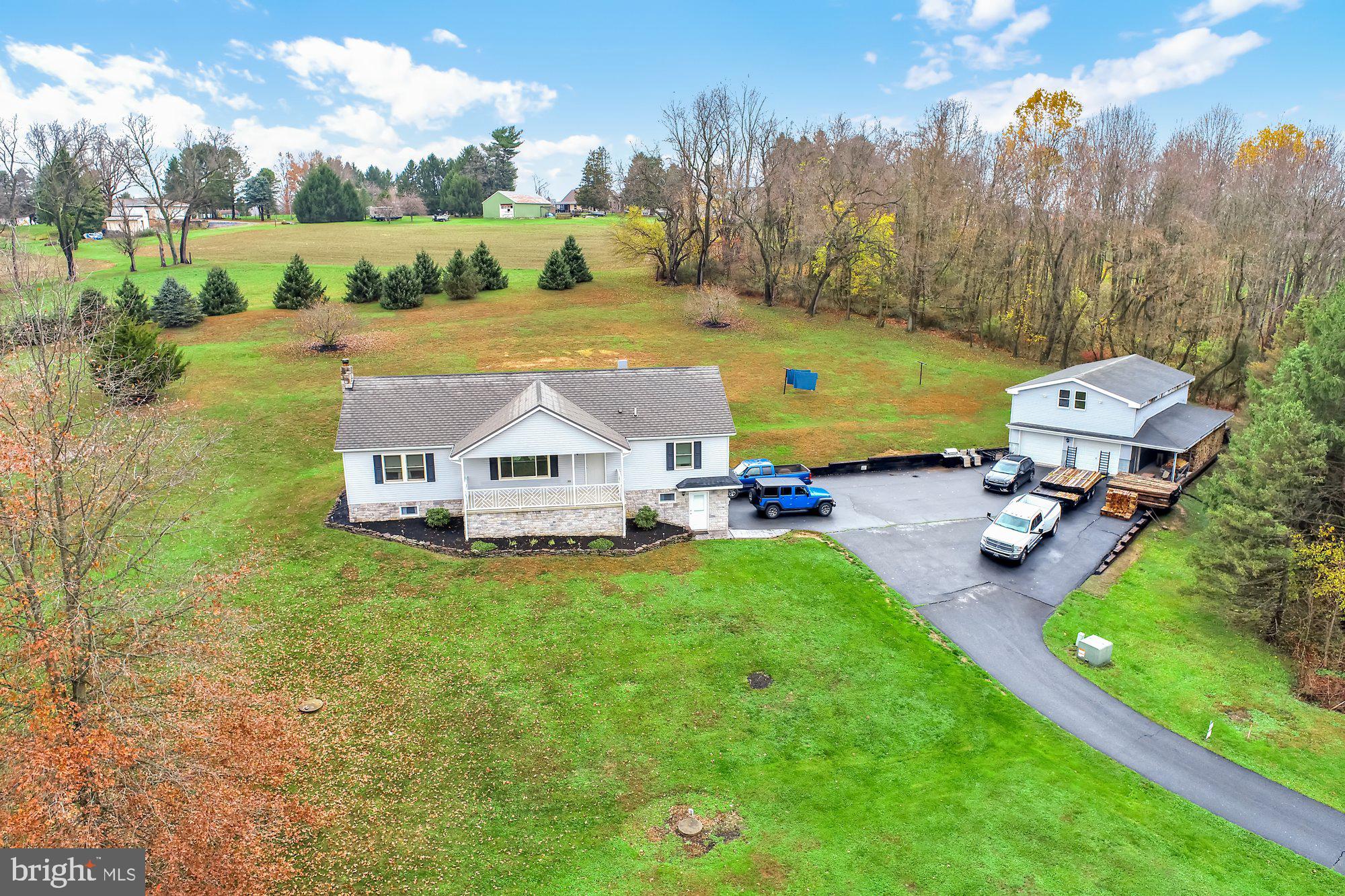 1951 Manor Road York, PA 17406 - Photo 6 of 50 Gallery Image 6