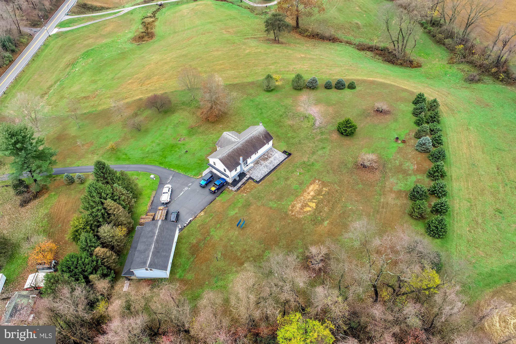 1951 Manor Road York, PA 17406 - Photo 7 of 50 Gallery Image 7