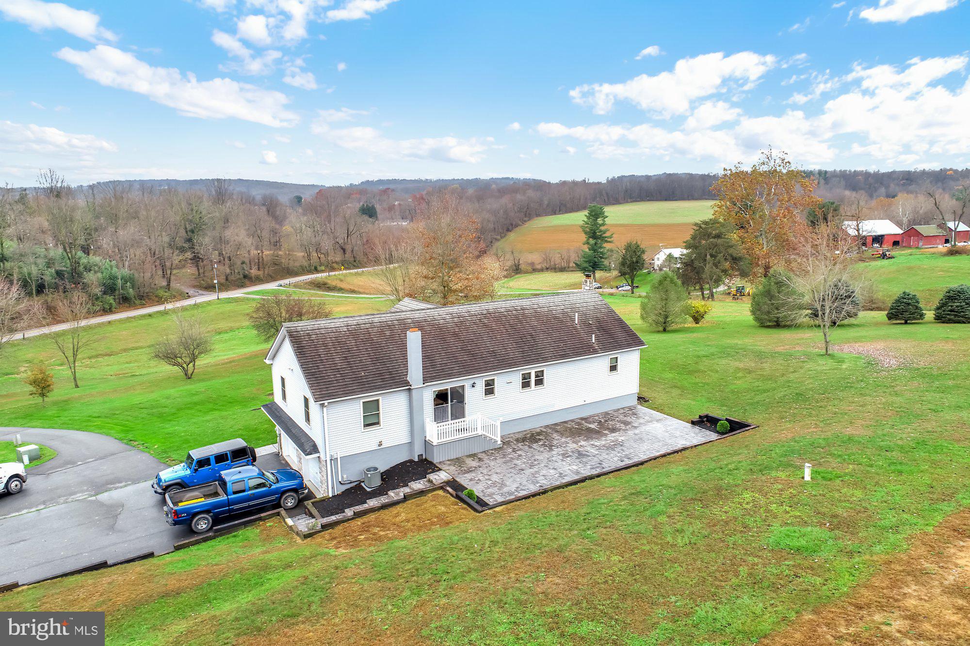 1951 Manor Road York, PA 17406 - Photo 9 of 50 Gallery Image 9