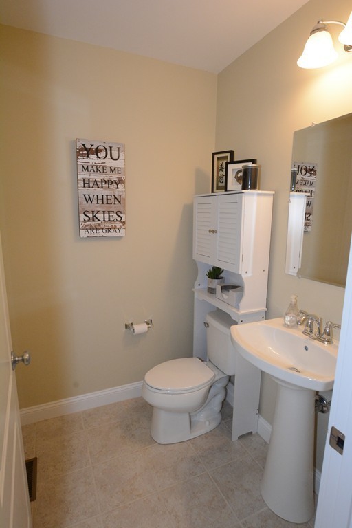 62 Turtle Brook Road, Unit 121 Canton, MA 02021 - Photo 9 of 29 Gallery Image 9