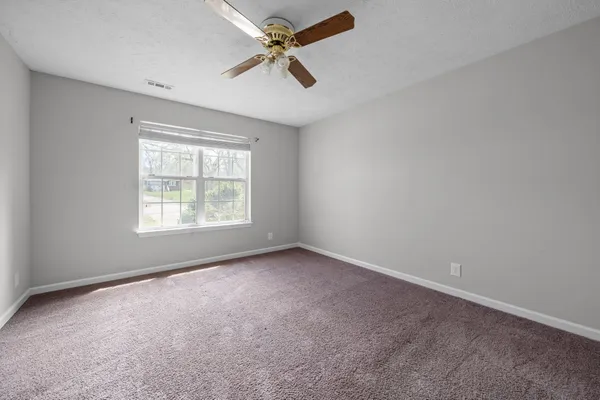 $1,250 | 9193 Pembroke Oak Grove Road, Oak Grove, KY 42262