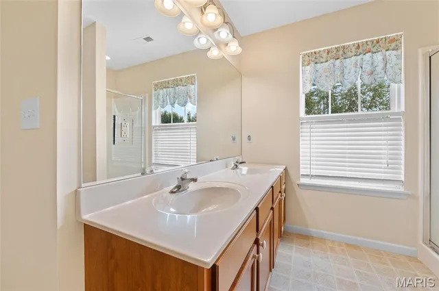 $365,000 | 2301 Preswyck Court, Maryville, IL 62062