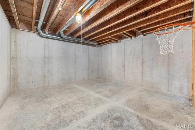 $365,000 | 2301 Preswyck Court, Maryville, IL 62062