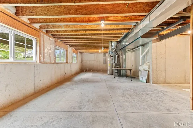 $365,000 | 2301 Preswyck Court, Maryville, IL 62062