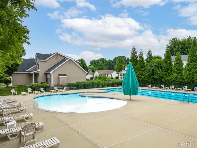 $365,000 | 2301 Preswyck Court, Maryville, IL 62062