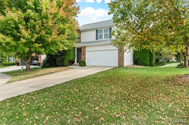 $365,000 | 2301 Preswyck Court, Maryville, IL 62062