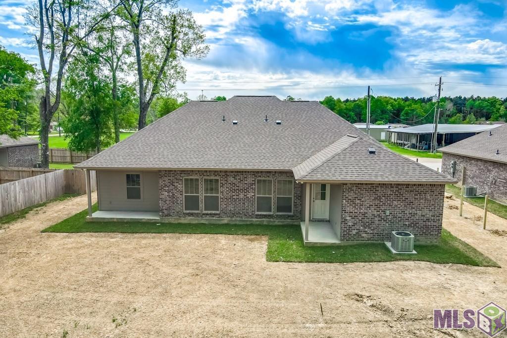 19977 Grantham Road, Unit B Livingston, LA 70754 - Photo 12 of 12 Gallery Image 12
