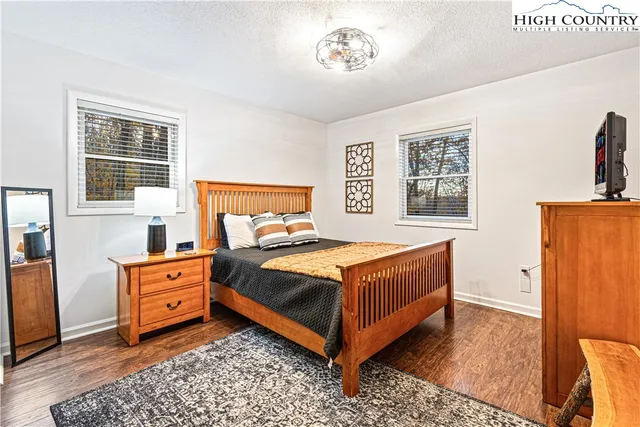 $575,000 | 151 Pond Creek Road, Beech Mountain, NC 28604