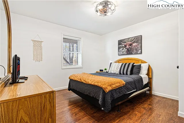 $575,000 | 151 Pond Creek Road, Beech Mountain, NC 28604