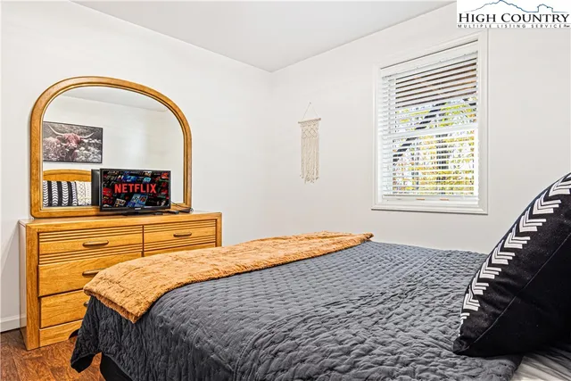 $575,000 | 151 Pond Creek Road, Beech Mountain, NC 28604