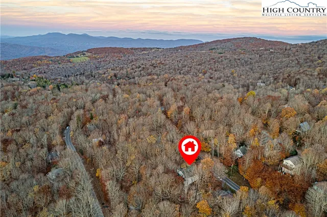 $575,000 | 151 Pond Creek Road, Beech Mountain, NC 28604