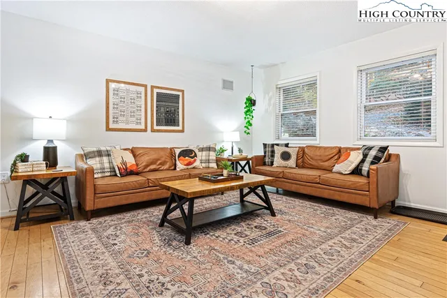 $575,000 | 151 Pond Creek Road, Beech Mountain, NC 28604