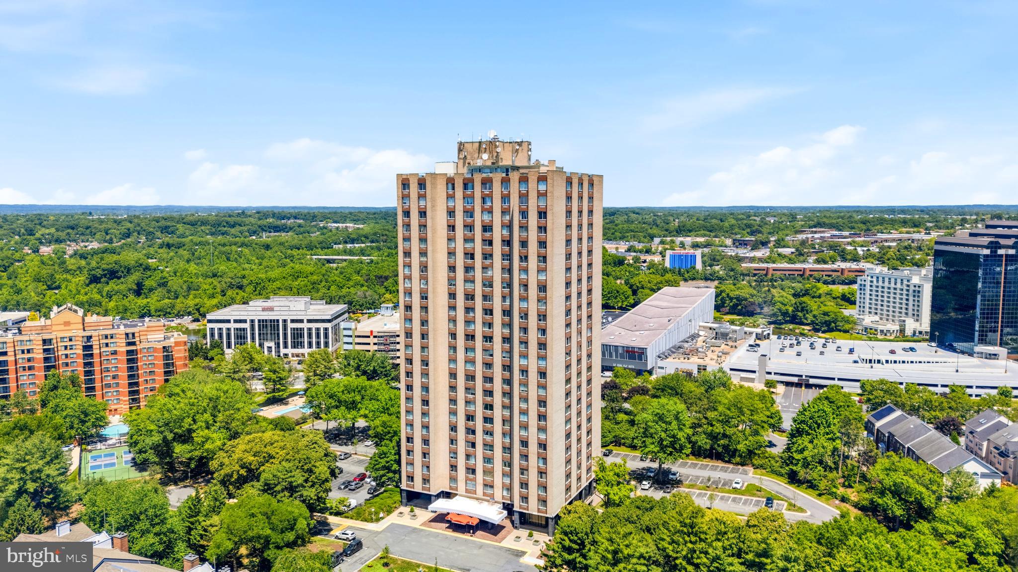 9701 Fields Road, Unit 1008 Gaithersburg, MD 20878 - Photo 24 of 26