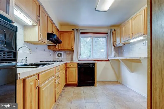 $329,999 | 219 Fairview Avenue, Lawnside, NJ 08045