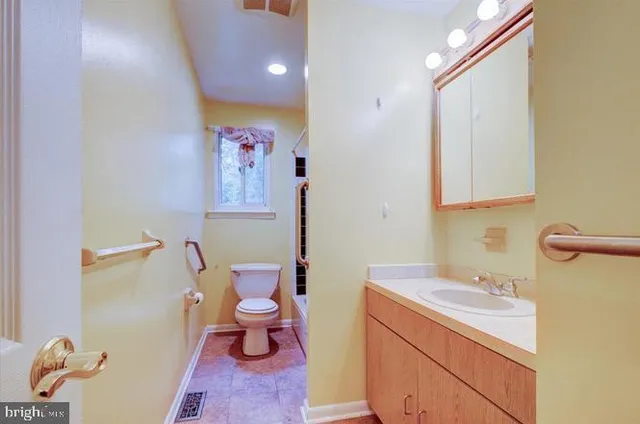 $329,999 | 219 Fairview Avenue, Lawnside, NJ 08045