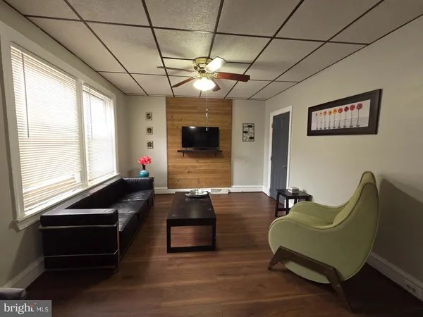 $1,375 | 312 Concord Avenue, Unit 2, Wilmington, DE 19802