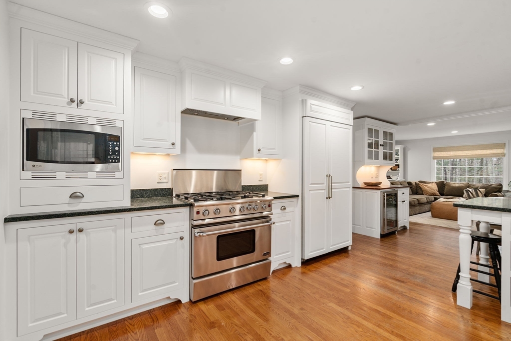 84 Old Orchard Road Sherborn, MA 01770 - Photo 12 of 32