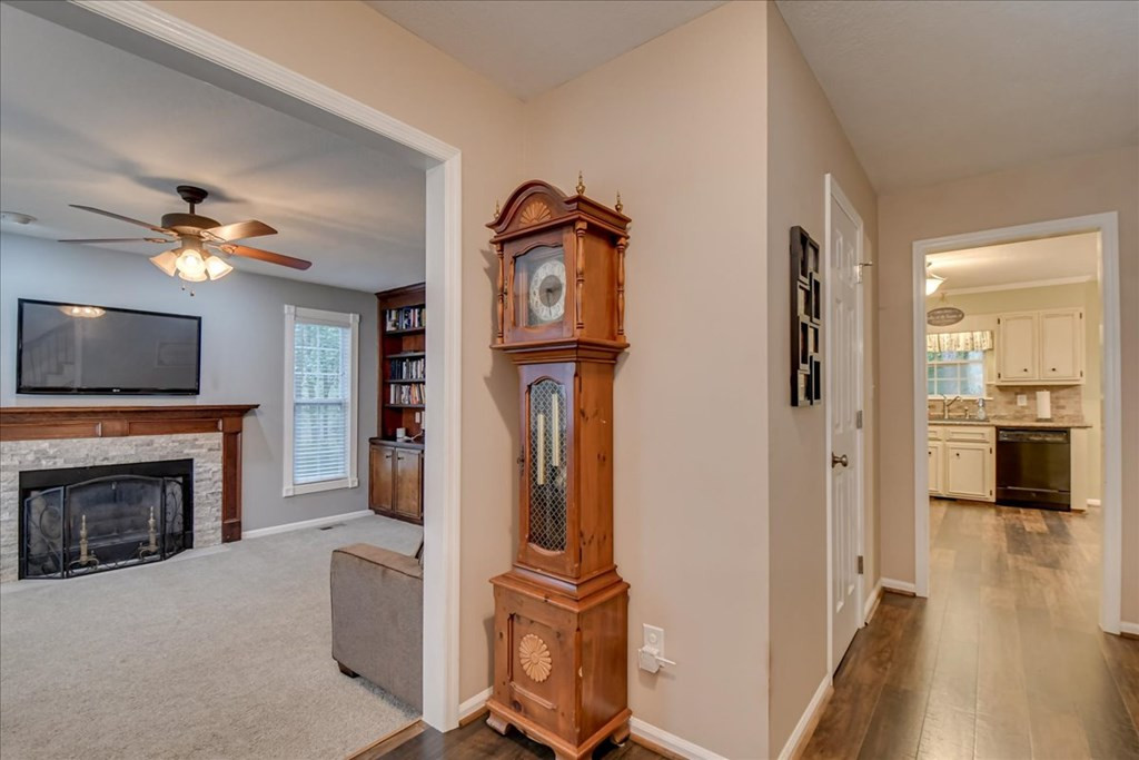 884 Chase Road Evans, GA 30809 - Photo 3 of 35