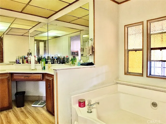 a view of an outdoor space