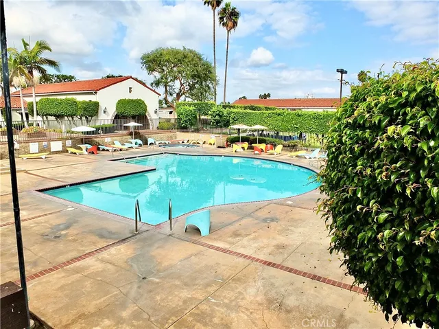 a view of a tennis ground with tennis court