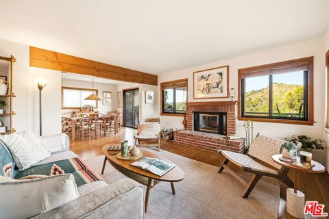 $1,599,500 | 19818 Valley View Drive, Topanga, CA 90290