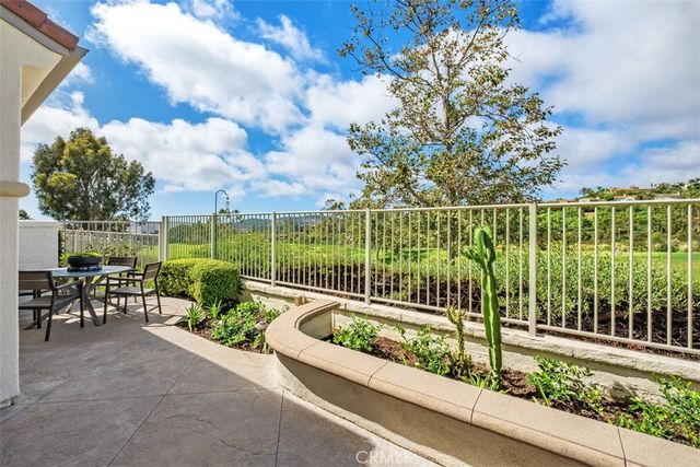$1,325,000 | 68 Avenida Cristal, San Clemente, CA 92673